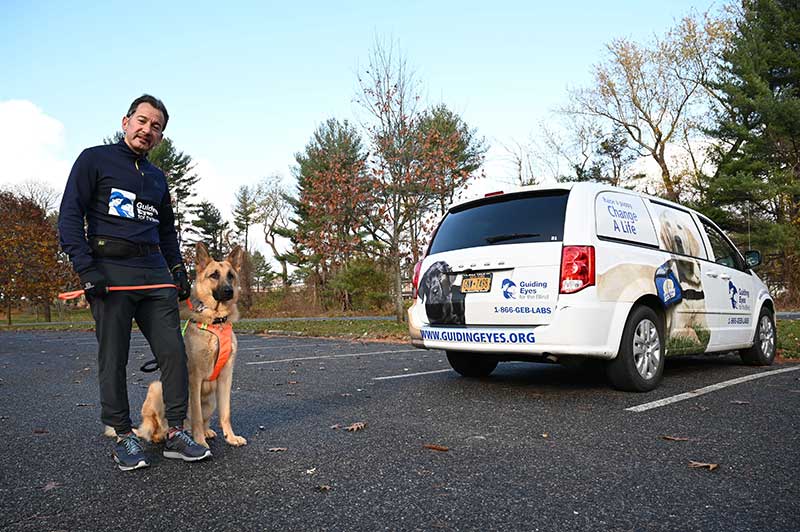 Running Guides Training with Guiding Eyes.org